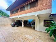 Casa / Sobrado para Venda em Guarujá/SP Jardim Guaiuba 5...