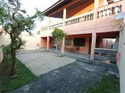 Casa / Sobrado para Venda em Guarujá/SP Jardim Guaiuba 8...