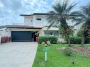 Casa / Sobrado para Venda em Guarujá/SP Jardim Mar e Céu...