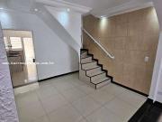 Casa / Sobrado para Venda em Guarujá/SP Jardim Santana...