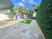 Casa / Sobrado para Venda em Guarujá/SP Loteamento João...