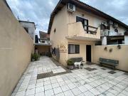 Casa / Sobrado para Venda em Guarujá/SP Vila Áurea...