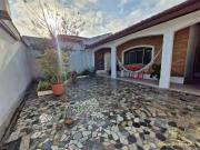 Casa / Sobrado para Venda em Guarujá/SP Vila Santa Rosa...