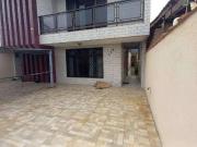 Casa / Sobrado para Venda em Guarujá/SP Vila Santo...