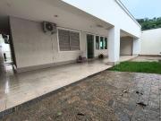 Casa / Sobrado para Venda em Ibirité/MG Centro 3 Quartos