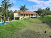 Casa / Sobrado para Venda em Ibiúna/SP Centro 3 Quartos