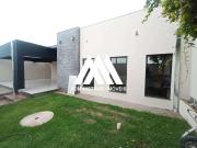 Casa / Sobrado para Venda em Igarapé/MG Canarinho 3 Quartos