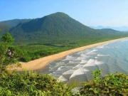 Casa / Sobrado para Venda em Iguape/SP Centro 2 Quartos