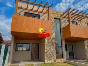 Casa / Sobrado para Venda em Imbé/RS Balneário Harmonia...