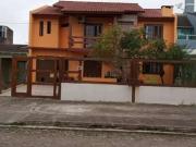 Casa / Sobrado para Venda em Imbé/RS Centro 4 Quartos