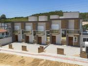 Casa / Sobrado para Venda em Imbituba/SC Ribanceira 2...