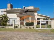 Casa / Sobrado para Venda em Imbituba/SC Village 3 Quartos