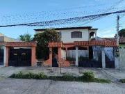 Casa / Sobrado para Venda em Itaboraí/RJ Ampliação 4 Quartos