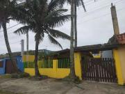 Casa / Sobrado para Venda em Itanhaém/SP Centro 5 Quartos