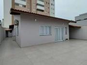 Casa / Sobrado para Venda em Itanhaém/SP Centro 5 Quartos