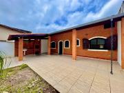 Casa / Sobrado para Venda em Itanhaém/SP Santa Júlia 2...