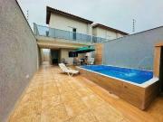 Casa / Sobrado para Venda em Itanhaém/SP Suarão 4 Quartos