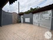 Casa / Sobrado para Venda em Itanhaém/SP Suarão 4 Quartos