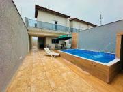 Casa / Sobrado para Venda em Itanhaém/SP Suarão 4 Quartos