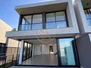 Casa / Sobrado para Venda em Itapema/SC Canto da Praia 4...