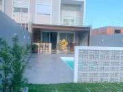 Casa / Sobrado para Venda em Itapoá/SC Cambijú 3 Quartos