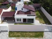 Casa / Sobrado para Venda em Itapoá/SC Cambijú 4 Quartos