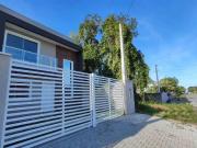 Casa / Sobrado para Venda em Itapoá/SC Rainha do Mar 3...