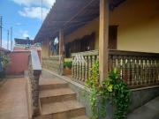 Casa / Sobrado para Venda em Itaúna/MG Centro 3 Quartos