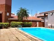 Casa / Sobrado para Venda em Itu/SP Jardim Faculdade 4...