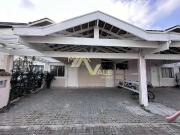 Casa / Sobrado para Venda em Jacareí/SP Loteamento Villa...