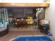 Casa / Sobrado para Venda em Jacareí/SP Loteamento Villa...