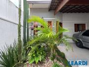 Casa / Sobrado para Venda em Jacareí/SP Loteamento Villa...