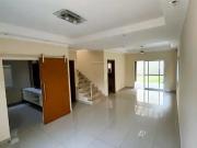 Casa / Sobrado para Venda em Jacareí/SP Loteamento Villa...