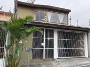 Casa / Sobrado para Venda em Jacareí/SP Loteamento Villa...