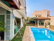 Casa / Sobrado para Venda em Jacareí/SP Loteamento Villa...