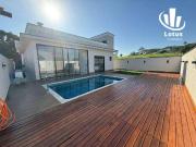 Casa / Sobrado para Venda em Jaguariúna/SP Reserva Santa...