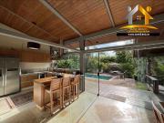 Casa / Sobrado para Venda em Jandira/SP Granja Viana 5...