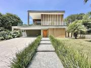 Casa / Sobrado para Venda em Jandira/SP Jardim do Golf I...