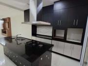 Casa / Sobrado para Venda em Jaú/SP Jardim Itamarati 3...
