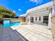 Casa / Sobrado para Venda em João Pessoa/PB Estados 4...