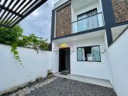 Casa / Sobrado para Venda em Joinville/SC Adhemar Garcia...