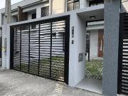 Casa / Sobrado para Venda em Joinville/SC América 3 Quartos