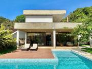 Casa / Sobrado para Venda em Joinville/SC América 4 Quartos