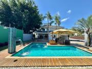 Casa / Sobrado para Venda em Joinville/SC América 6 Quartos