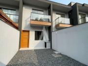 Casa / Sobrado para Venda em Joinville/SC Anita...