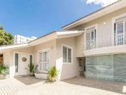 Casa / Sobrado para Venda em Joinville/SC Anita...