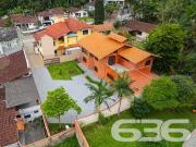 Casa / Sobrado para Venda em Joinville/SC Anita...