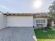 Casa / Sobrado para Venda em Joinville/SC Atiradores 3...