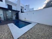 Casa / Sobrado para Venda em Joinville/SC Atiradores 3...