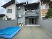Casa / Sobrado para Venda em Joinville/SC Aventureiro 3...